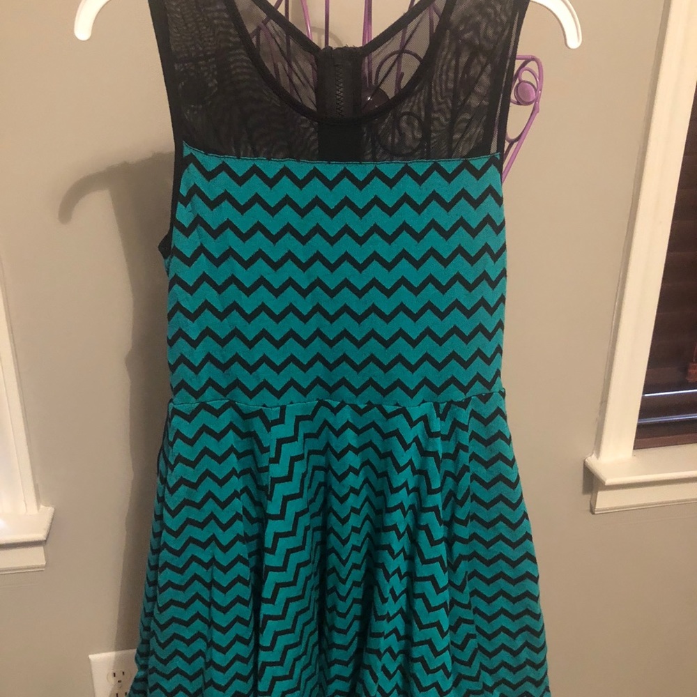Black and Teal Chevron Dress Size 14